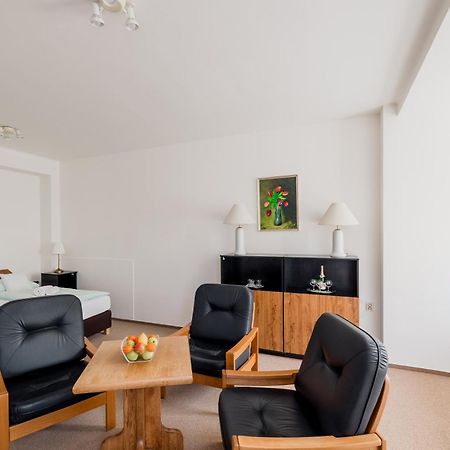 Hotel Dobruška Eksteriør billede